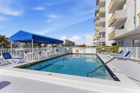 3770 NE 171st St 402, North Miami Beach FL - photo 23 of 33