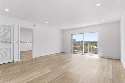 3770 NE 171st St 402, North Miami Beach FL - photo 7 of 33