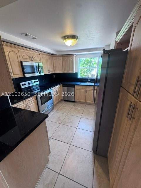 6713 SW 112th Ct, Miami FL - photo 11 of 30