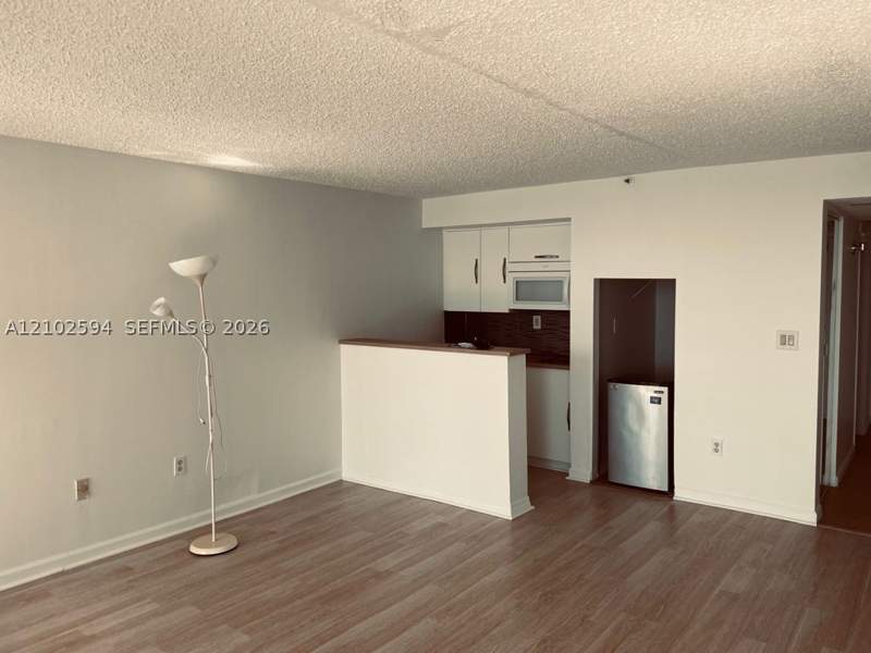 0 bedroom Condominium at 555 NE 15th St 412, Venetia Condo, Miami — photo 3