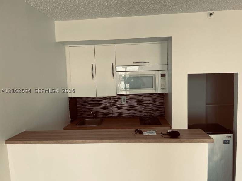 0 bedroom Condominium at 555 NE 15th St 412, Venetia Condo, Miami — photo 4