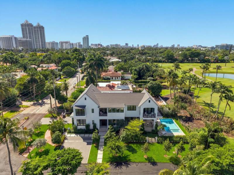 4 bedroom SingleFamilyResidence at 5262 La Gorce Drive, Beach View Sub, Miami Beach — photo 2