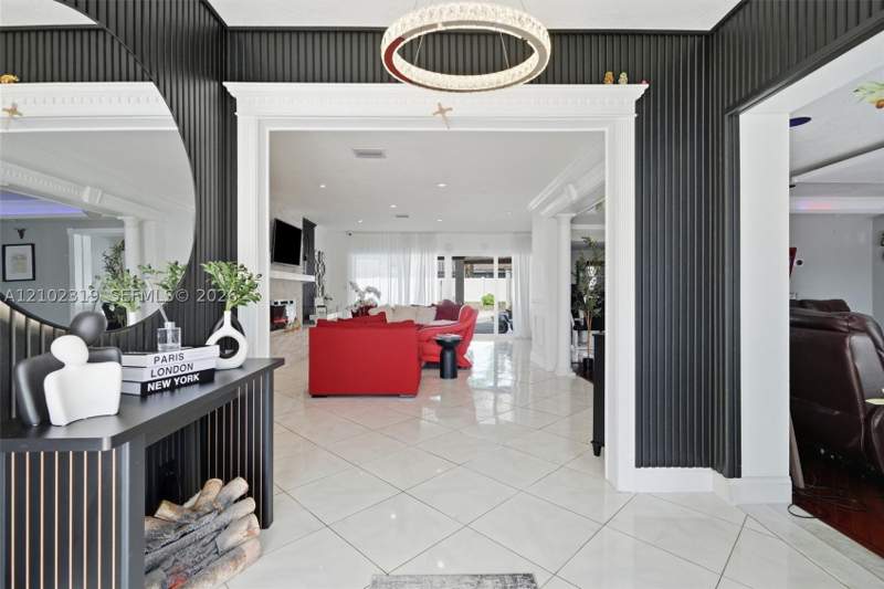 3 bedroom SingleFamilyResidence at 3130 SW 78th Ct, Sunrise Mnr, Miami — photo 4