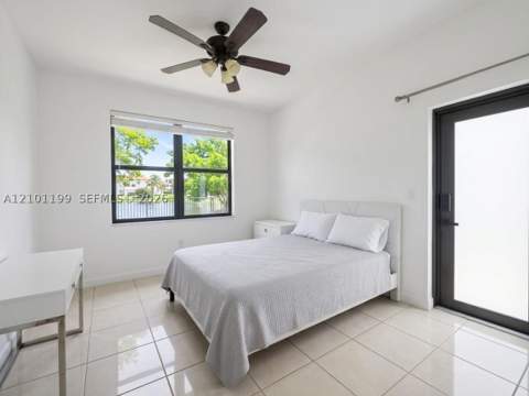 15350 SW 11 St, Miami FL - photo 12 of 48
