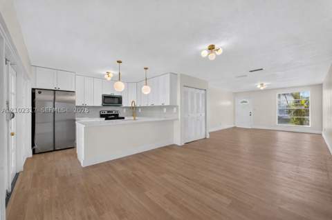 20816 SW 103rd Pl, Cutler Bay FL - photo 11 of 33