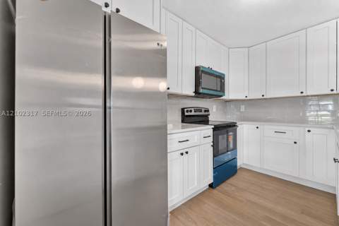 20816 SW 103rd Pl, Cutler Bay FL - photo 12 of 33