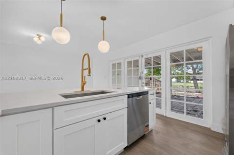 20816 SW 103rd Pl, Cutler Bay FL - photo 13 of 33