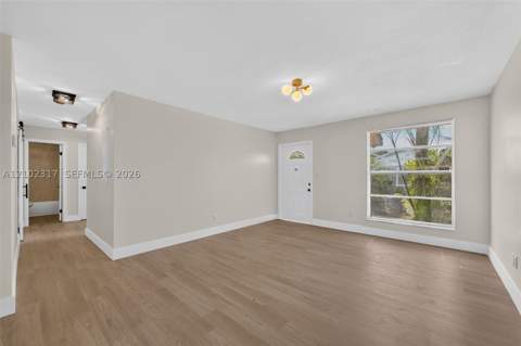 20816 SW 103rd Pl, Cutler Bay FL - photo 6 of 33