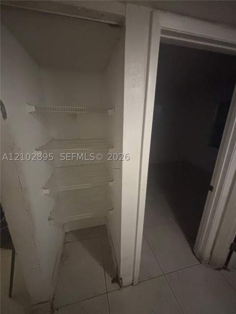 902 NE 209th St 106-40, Miami FL - photo 12 of 32