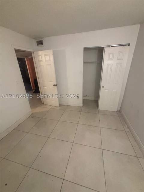 902 NE 209th St 106-40, Miami FL - photo 13 of 32