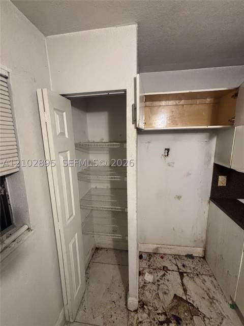 902 NE 209th St 106-40, Miami FL - photo 14 of 32