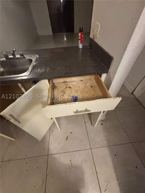 902 NE 209th St 106-40, Miami FL - photo 21 of 32