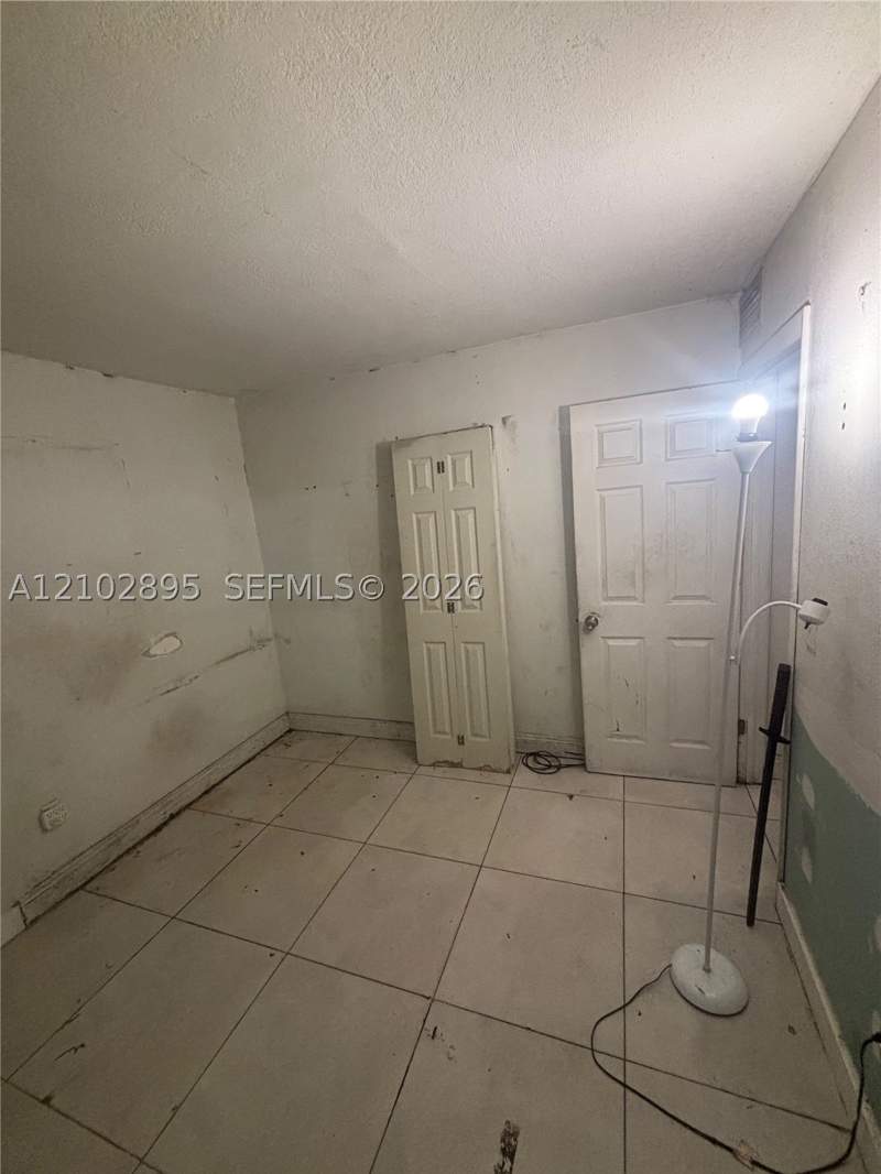 3 bedroom Condominium at 902 NE 209th St 106-40, Monterey Condo Four, Miami — photo 4