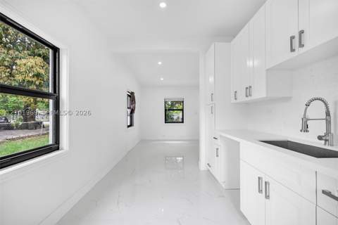16410 NW 22nd Ct, Miami Gardens FL - photo 10 of 40
