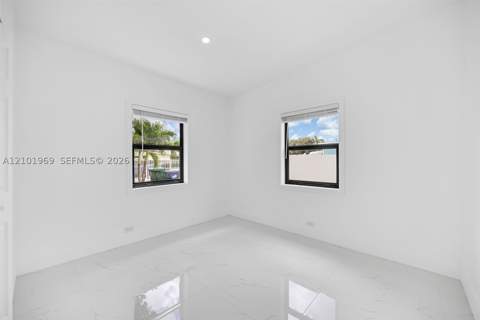 16410 NW 22nd Ct, Miami Gardens FL - photo 22 of 40