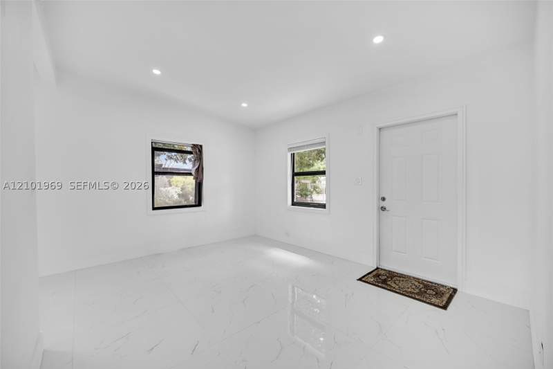 2 bedroom SingleFamilyResidence at 16410 NW 22nd Ct, Bunche Park, Miami Gardens — photo 4