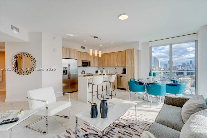 2 bedroom Condominium at 3900 Biscayne Blvd S-902, Quadro Condo, Miami — photo 2