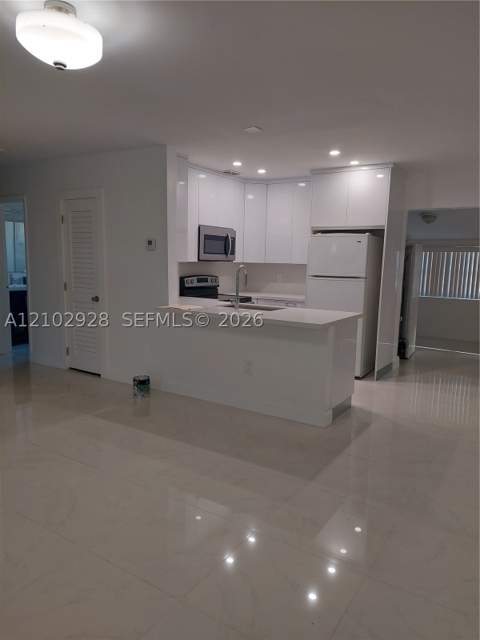 1030 NE 214th St, Miami FL - photo 7 of 21