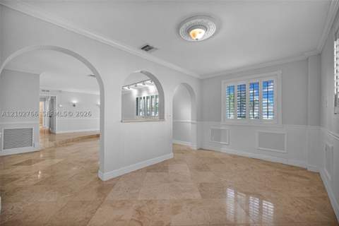 5845 SW 94th Pl, Miami FL - photo 8 of 39