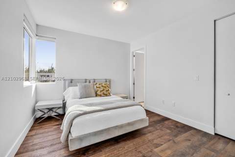 10250 NW 75th Ter, Doral FL - photo 15 of 20