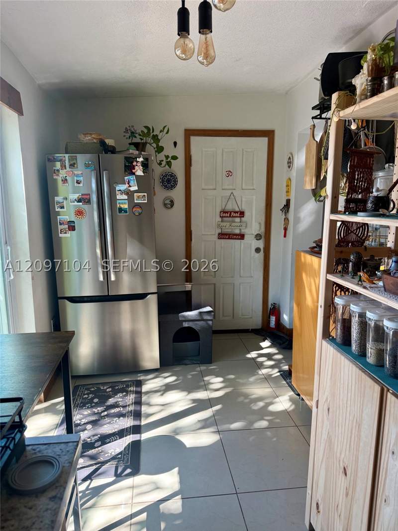 3 bedroom SingleFamilyResidence at 170 NW 18th Ct, Hillcrest, Miami — photo 3