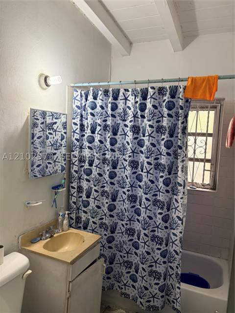 16461 NW 19 ct, Miami Gardens FL - photo 12 of 18