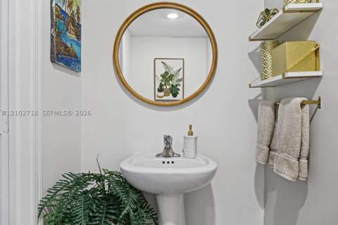 12808 NW 22nd Pl, Miami FL - photo 15 of 57