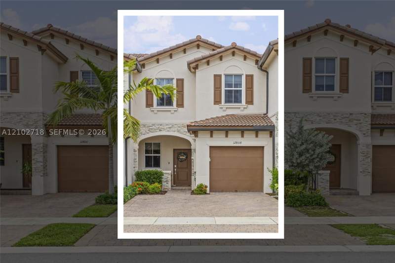 3 bedroom Townhouse at 12808 NW 22nd Pl, Golf Park Sec 1, Miami — photo 2