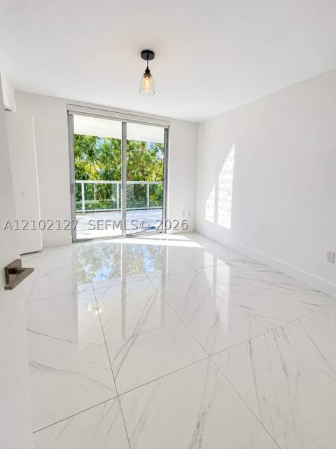 1100 100th St 302, Bay Harbor Islands FL - photo 10 of 34