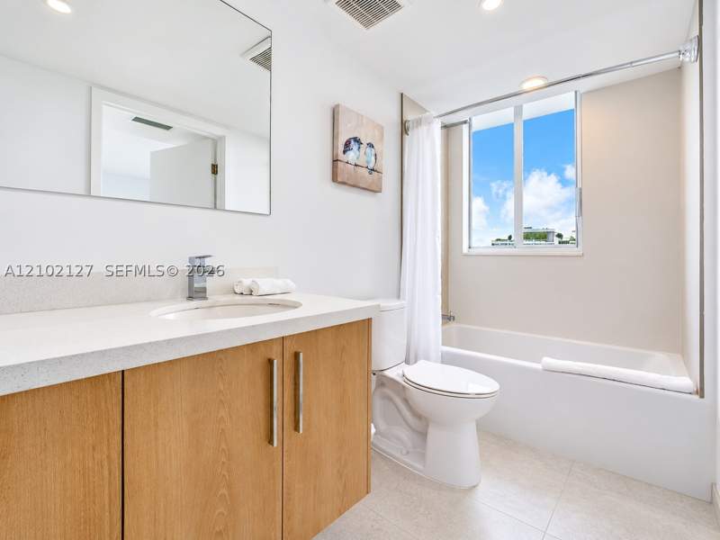 2 bedroom Condominium at 1100 100th St 302, Bay Harbor One Condo, Bay Harbor Islands — photo 5