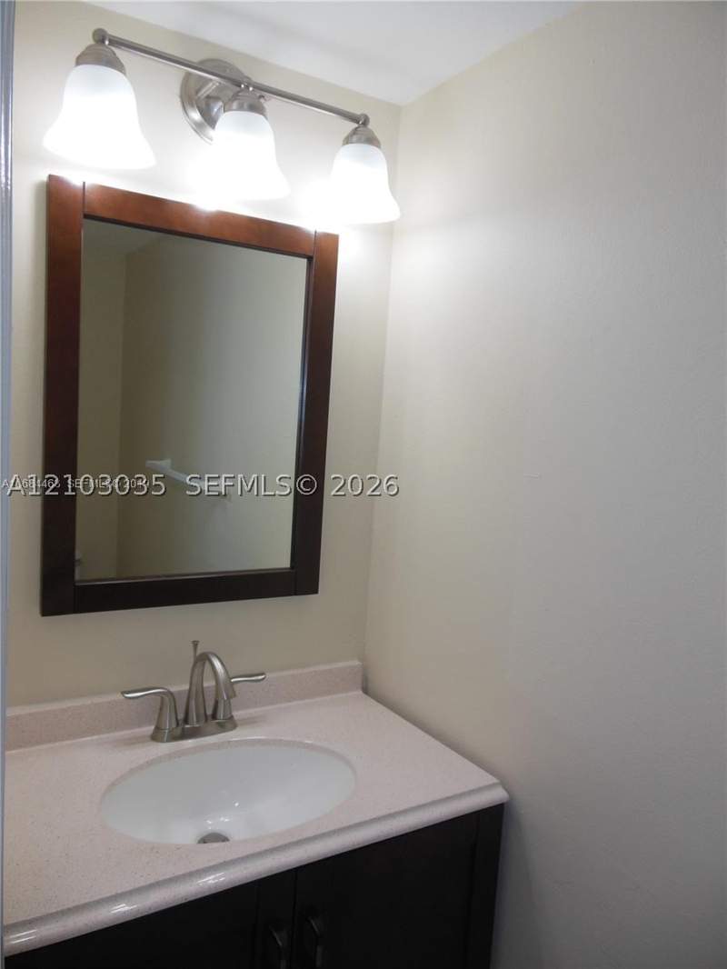 2 bedroom Condominium at 1350 W 53rd St 8, Westland Gardens Club Con, Hialeah — photo 5