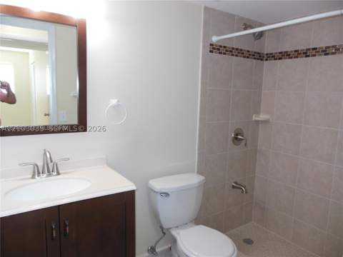 1350 W 53rd St 8, Hialeah FL - photo 7 of 8