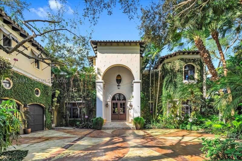 6 bedroom SingleFamilyResidence at 5746 SW 100th St, The Palm Estates, Pinecrest — photo 4