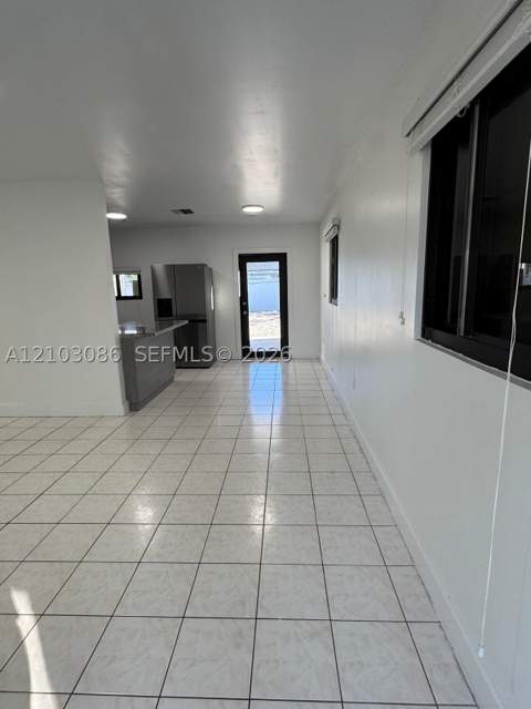 850 SE 2nd Pl, Hialeah FL - photo 10 of 32