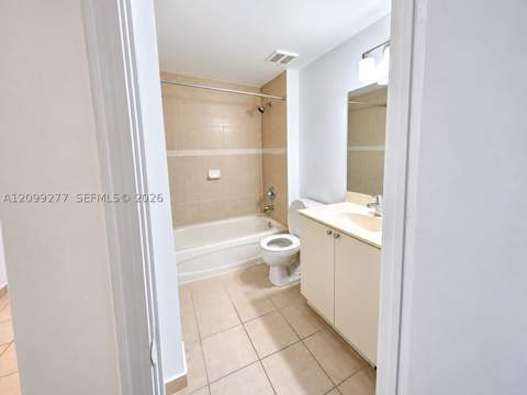 11060 SW 196th St 303, Cutler Bay FL - photo 7 of 20