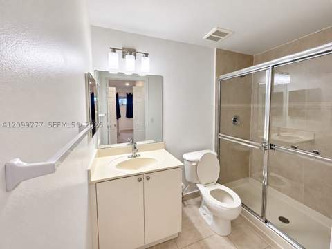 11060 SW 196th St 303, Cutler Bay FL - photo 8 of 20