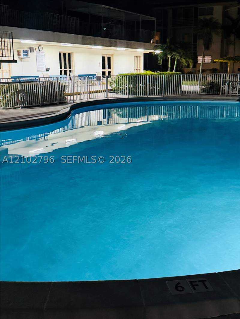 1 bedroom StockCooperative at 17050 NE 14th Ave 209, Mar-Len Gardens No 3 Corp, Miami — photo 3