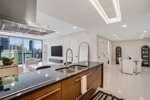 495 Brickell Ave 5005, Miami FL - photo 10 of 36