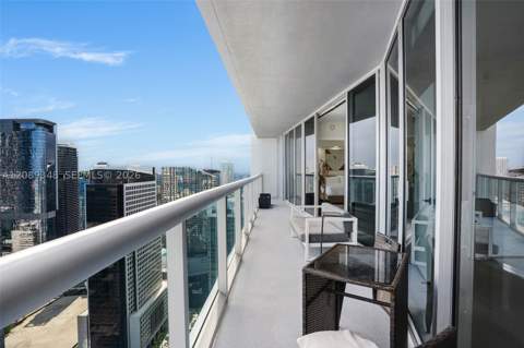 495 Brickell Ave 5005, Miami FL - photo 21 of 36