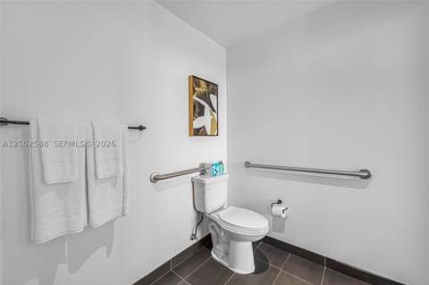 398 NE 5th St 1711, Miami FL - photo 18 of 34