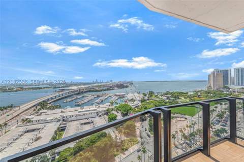398 NE 5th St 1711, Miami FL - photo 23 of 34