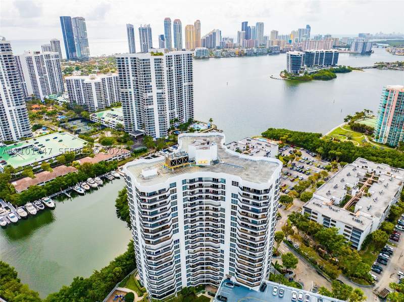 2 bedroom Condominium at 3400 NE 192 St 1905, Mystic Pointe Tower 600, Aventura — photo 4