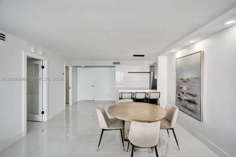 6039 Collins Ave 1736, Miami Beach FL - photo 11 of 50