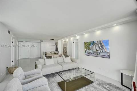 6039 Collins Ave 1736, Miami Beach FL - photo 19 of 50