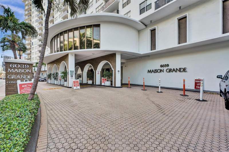 3 bedroom Condominium at 6039 Collins Ave 1736, Maison Grande Condo, Miami Beach — photo 2