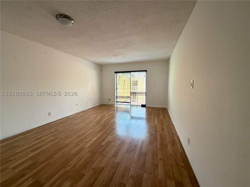 1 bedroom Condominium at 18111 NW 68th Ave F210, Venetian Gardens At Count, Hialeah — photo 4