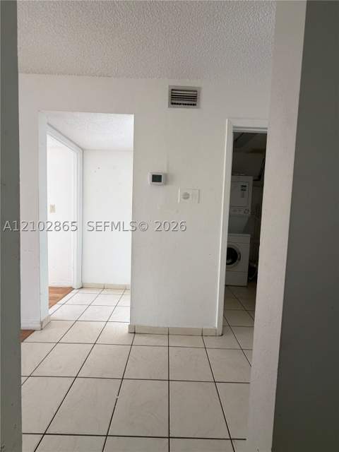 18111 NW 68th Ave F210, Hialeah FL - photo 9 of 20