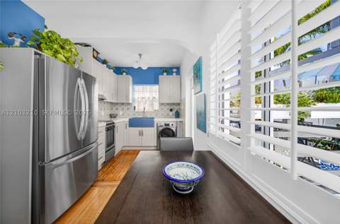 408 W 25th St 8, Miami Beach FL - photo 11 of 22