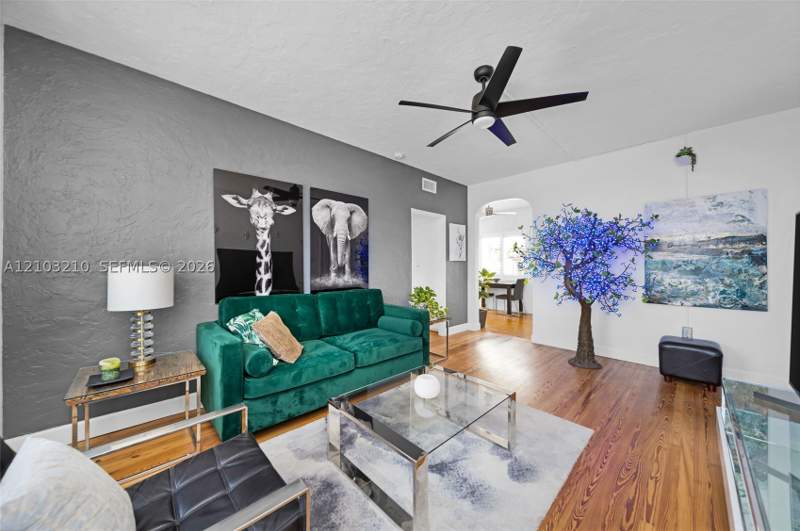 1 bedroom Condominium at 408 W 25th St 8, The Pines And The Palms C, Miami Beach — photo 3