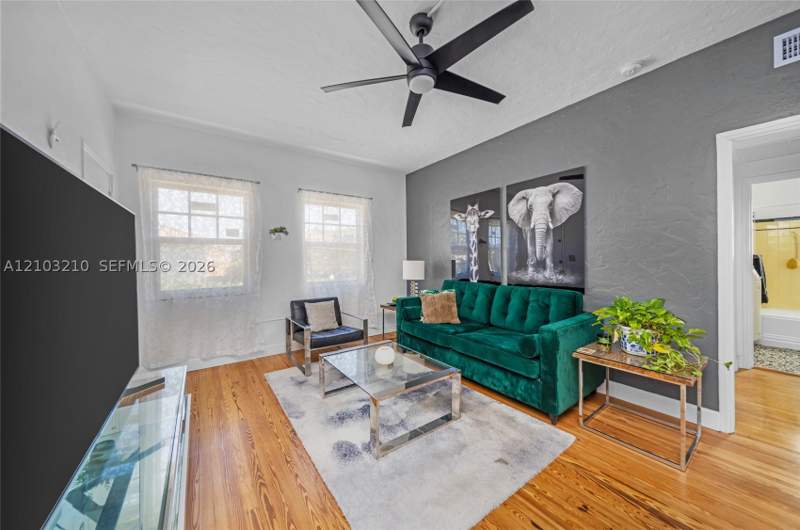 1 bedroom Condominium at 408 W 25th St 8, The Pines And The Palms C, Miami Beach — photo 4